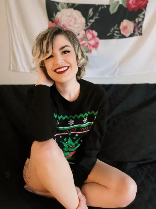 milking the last day of the holiday season 🖤