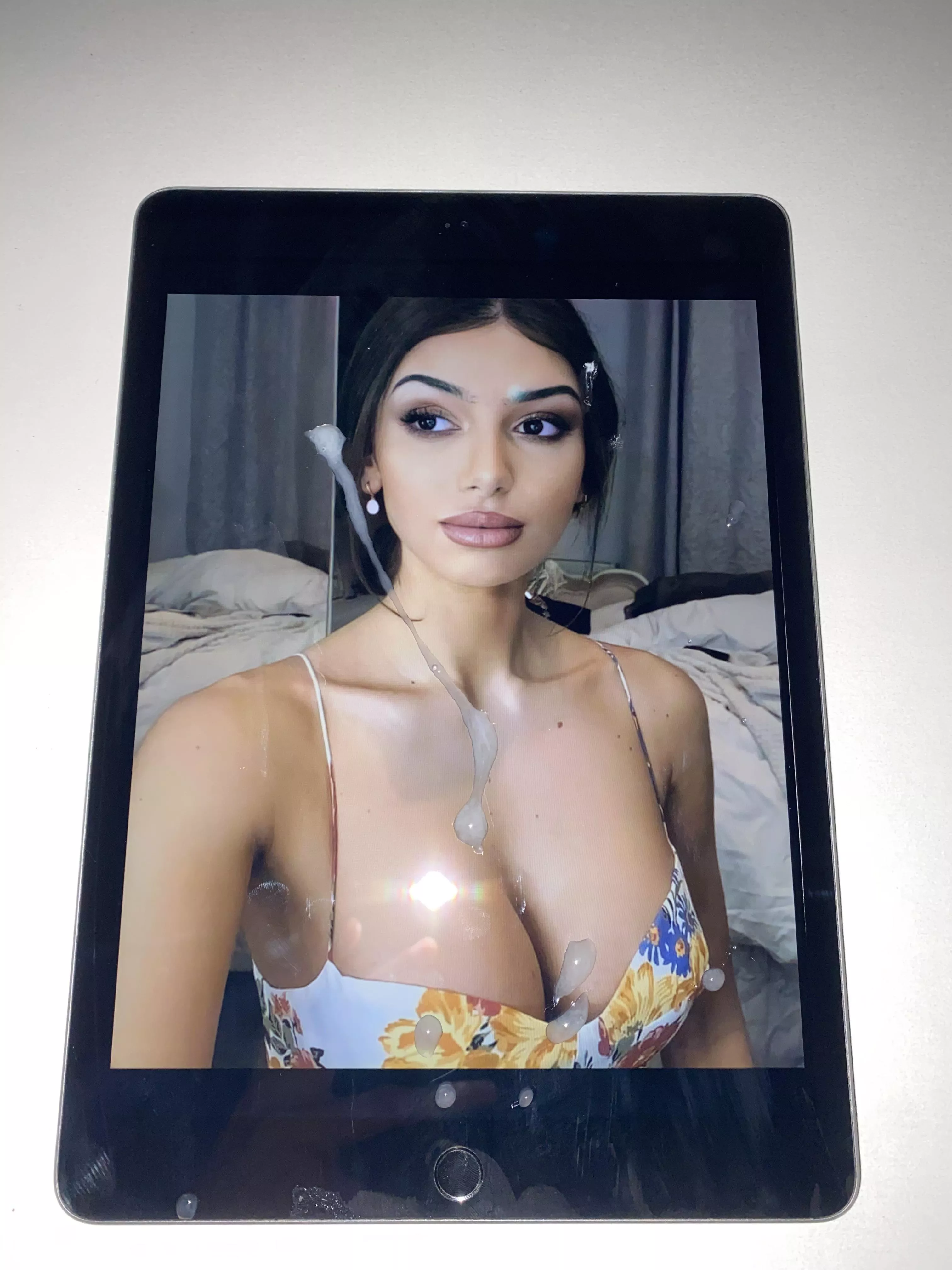 Mimi deserved my huge cumshot🔥