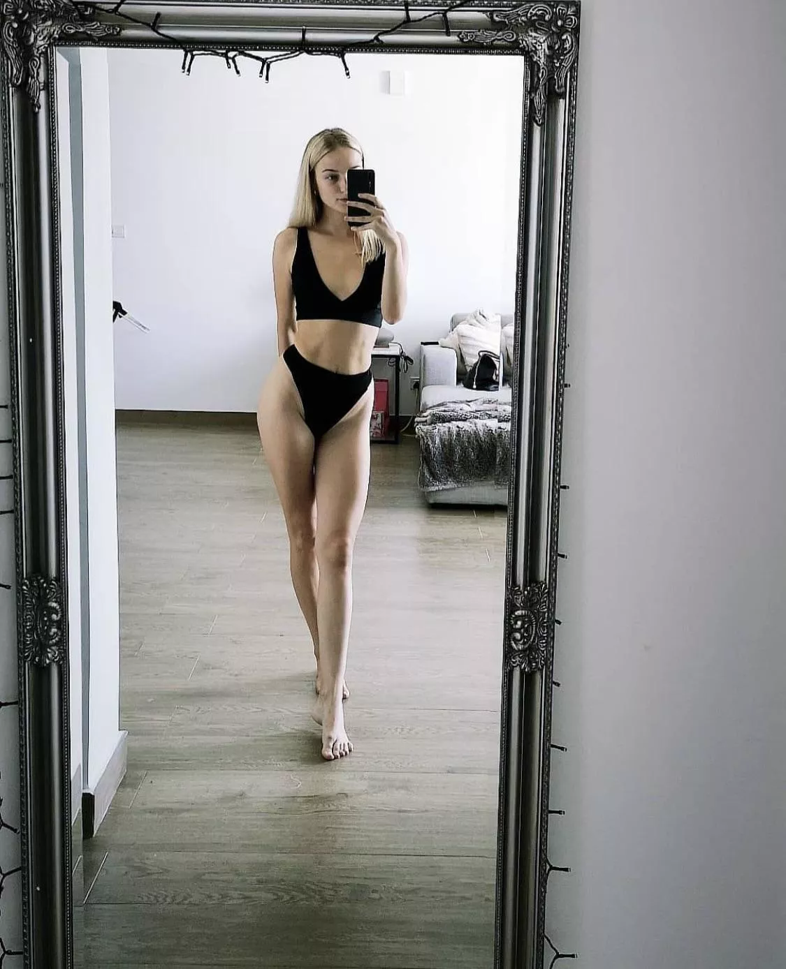 “Mirror mirror on the wall” IRTR