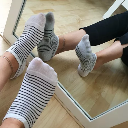 Mirror mirror on the wall, who has the prettiest feet of them all? ππ You know where to get your customs from now on π