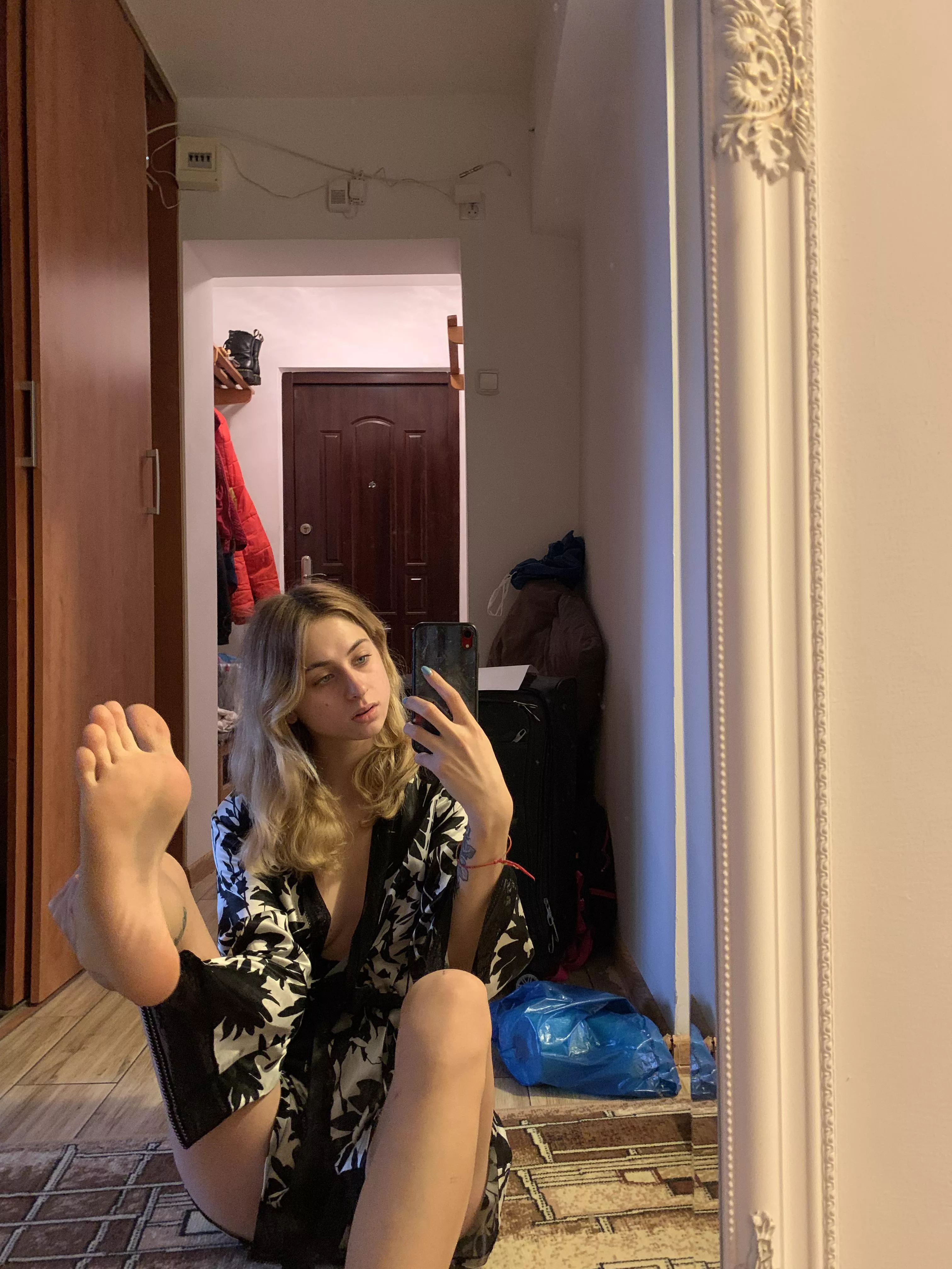 Mirror, mirror on the wall , who has the prettiest feet of them all? Mirror, mirror on the wall , who has the prettiest feet of them all?