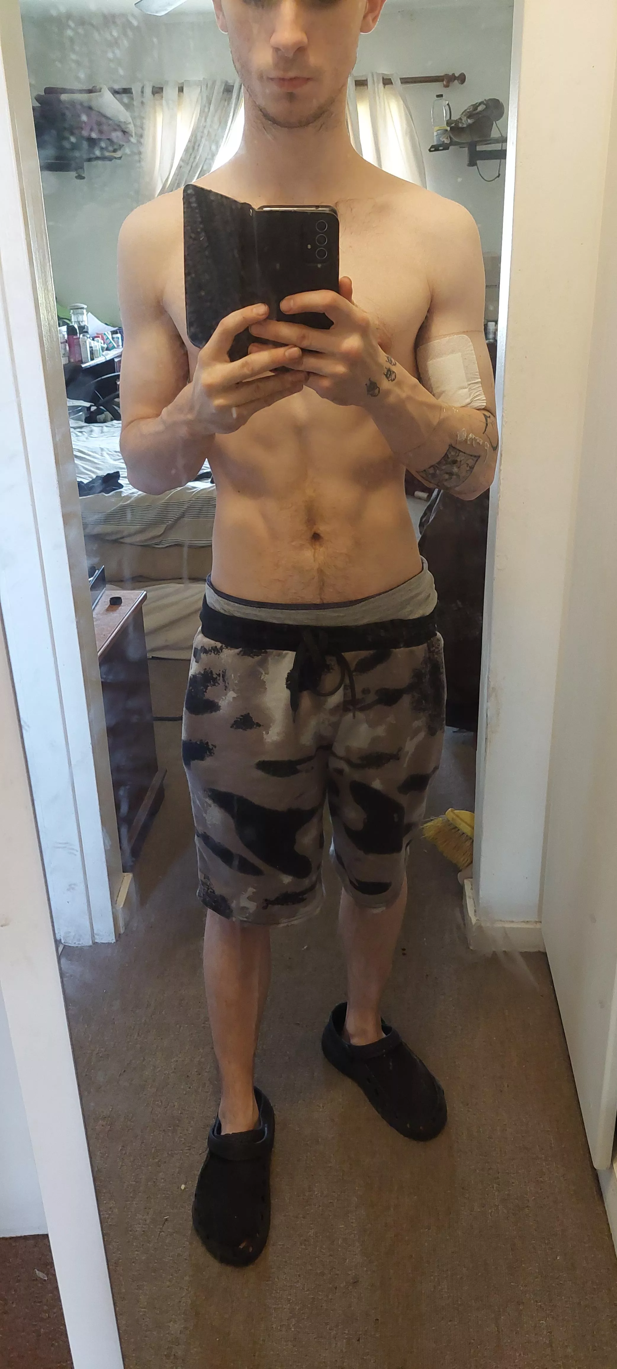 Mirror selfie. Hi there x