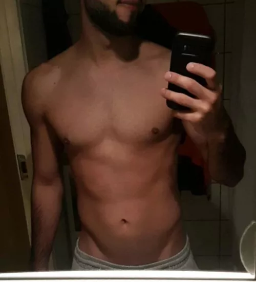 Mirror selfie