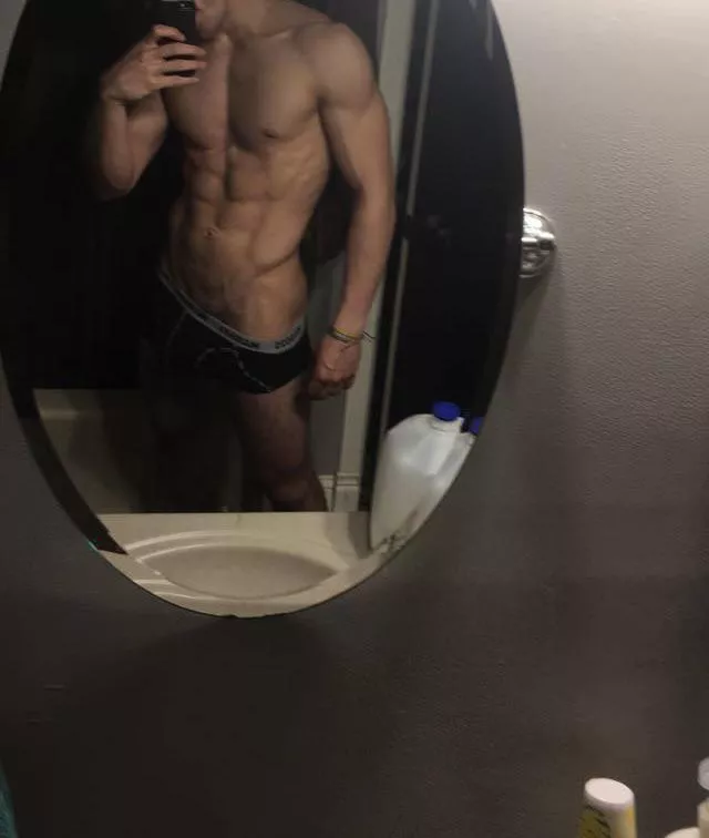 (M)issing the summer. Trying to get bigger