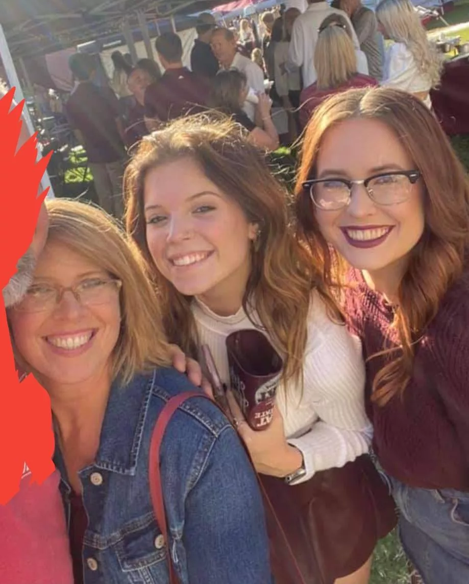 Mom or a daughter? Mom or a daughter?