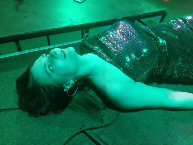 Mommy Dana is very sexy