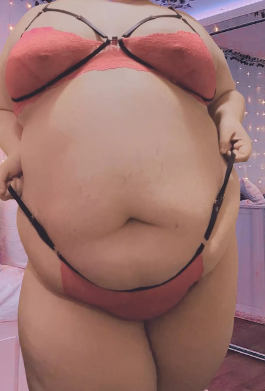 Mommy is just so sick and tired of wearing panties😈