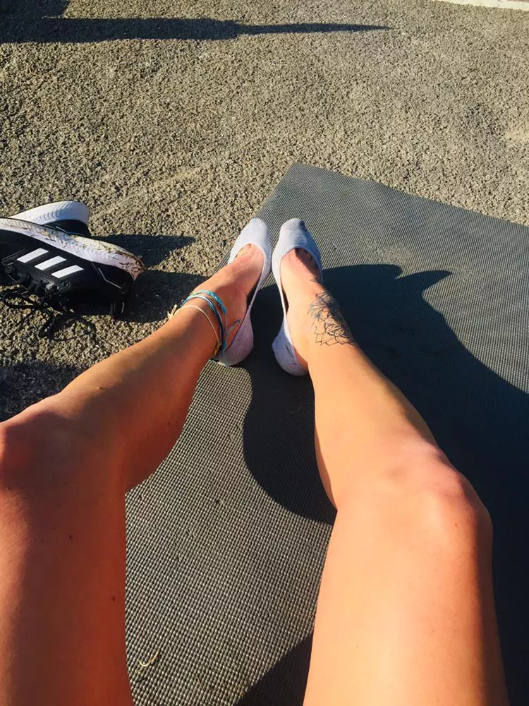Monday morning back to work out!! Want to taste them now Iβm done π€πβ€οΈβ€οΈπ€ Monday morning back to work out!! Want to taste them now Iβm done π€πβ€οΈβ€οΈπ€