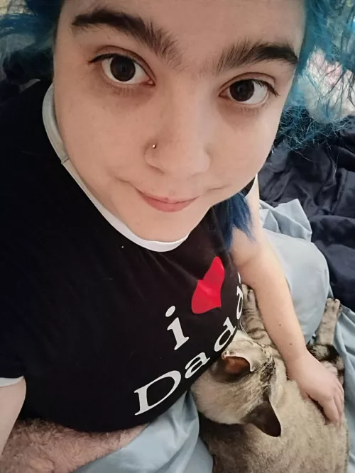 Monday morning snuggles with my kitty in bed. The best way to start a Monday!!!!