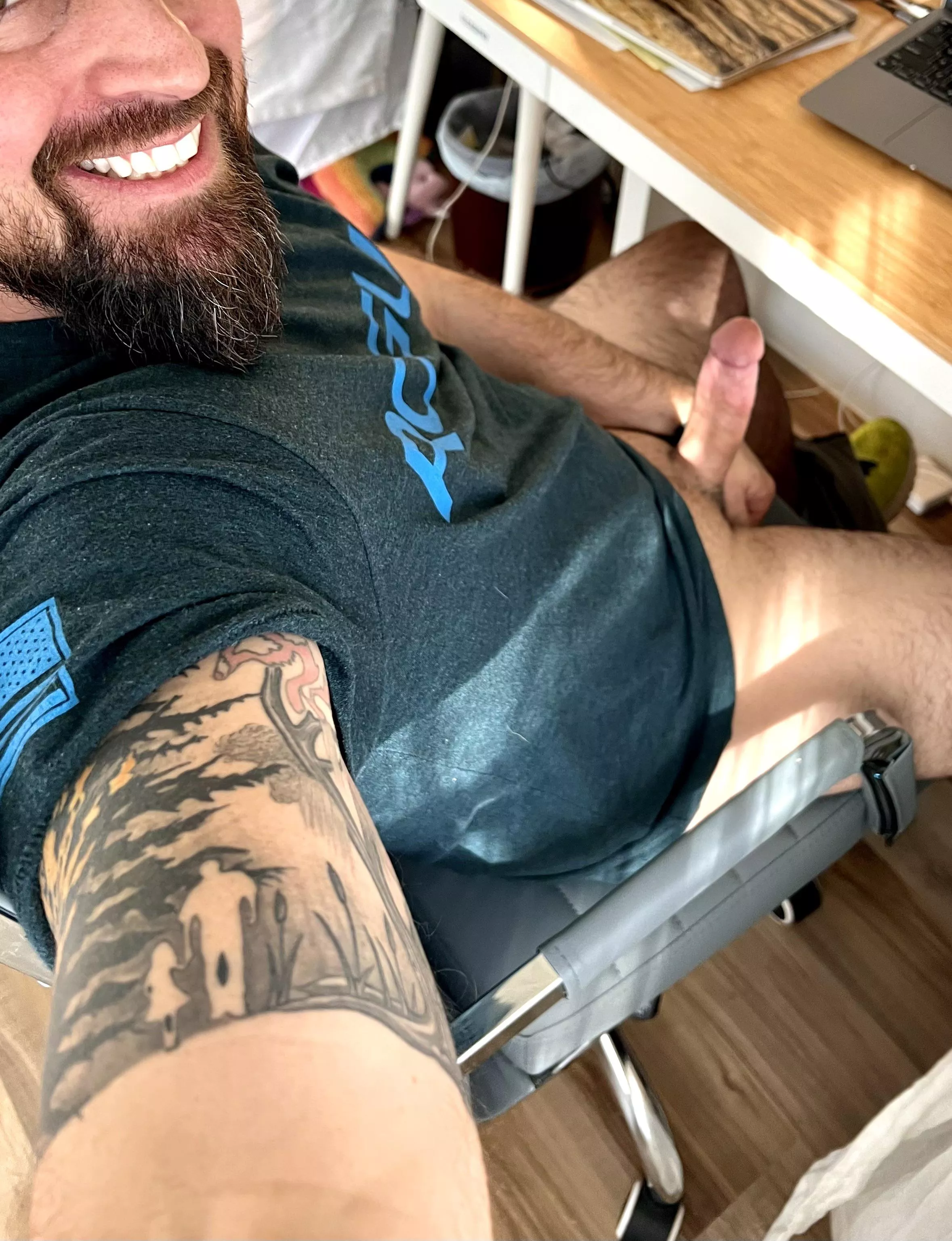 Mondays are hard (M)