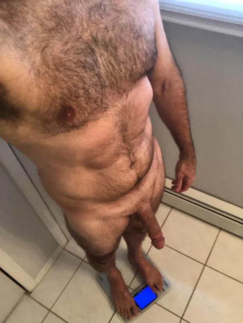 Monitoring results on the scale post workout [M]