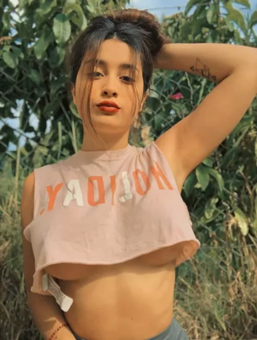 ๐๐ฝMORE OF HER IN COMMENT๐๐ฝ(1.82 GB)
