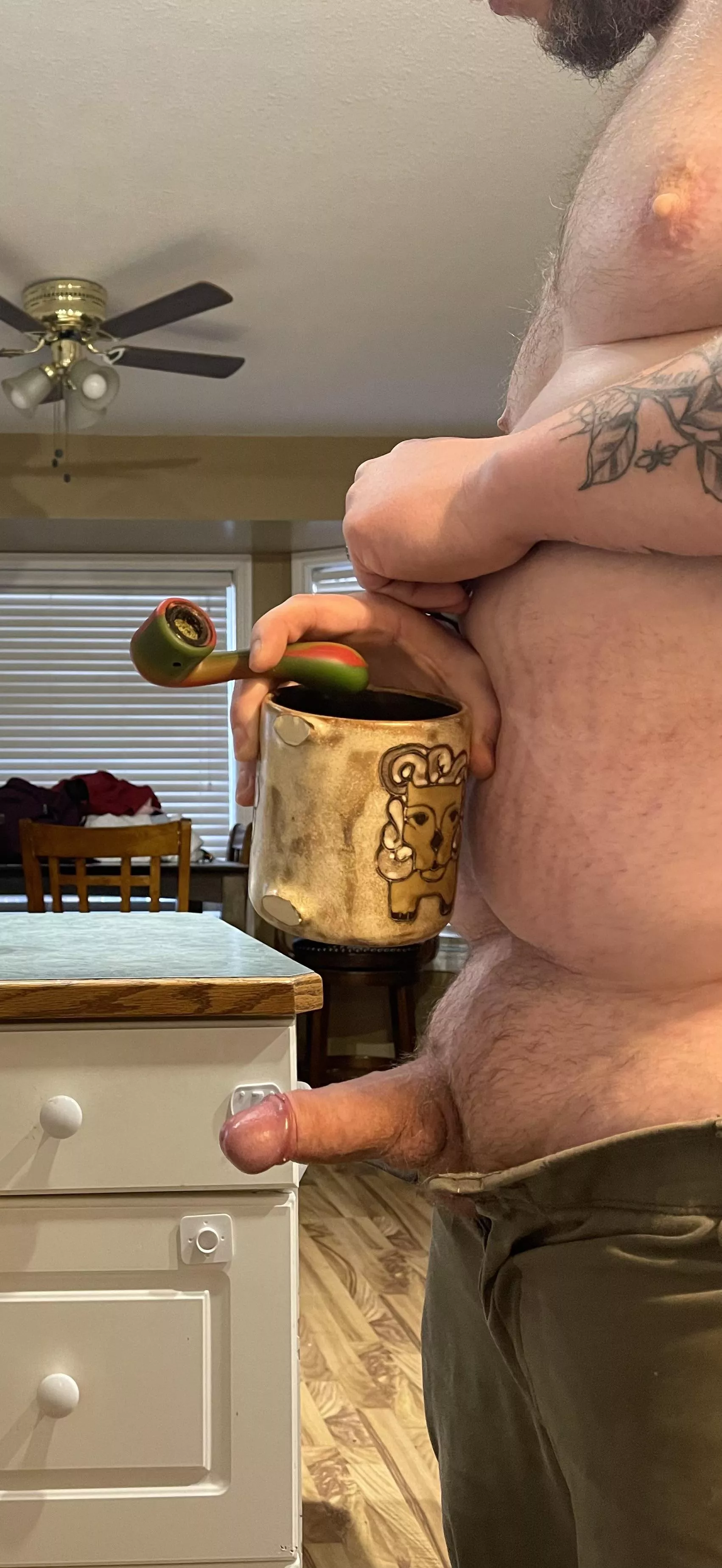 [m]ore of my dad bod than usual on this fabulous hump day. Hope everyone’s morning has been great so far