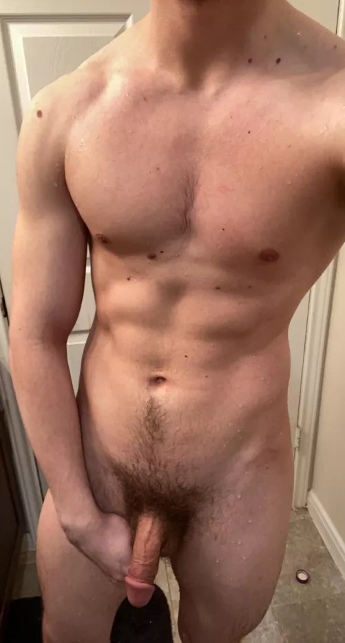 More working out, so im a lot more horny 😰