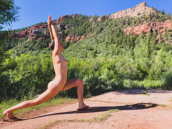 Morning movement is my favorite 🍑