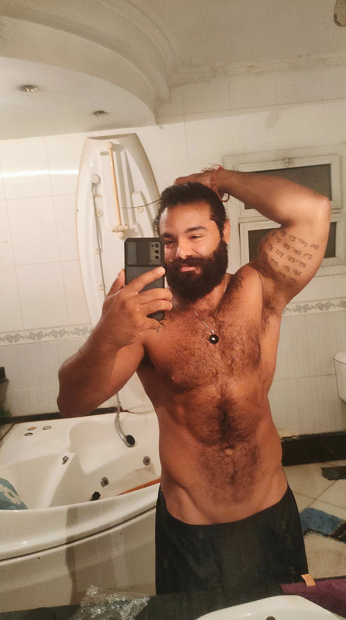 Morning! , Need my tree trunk blown !! 🌊 [M]