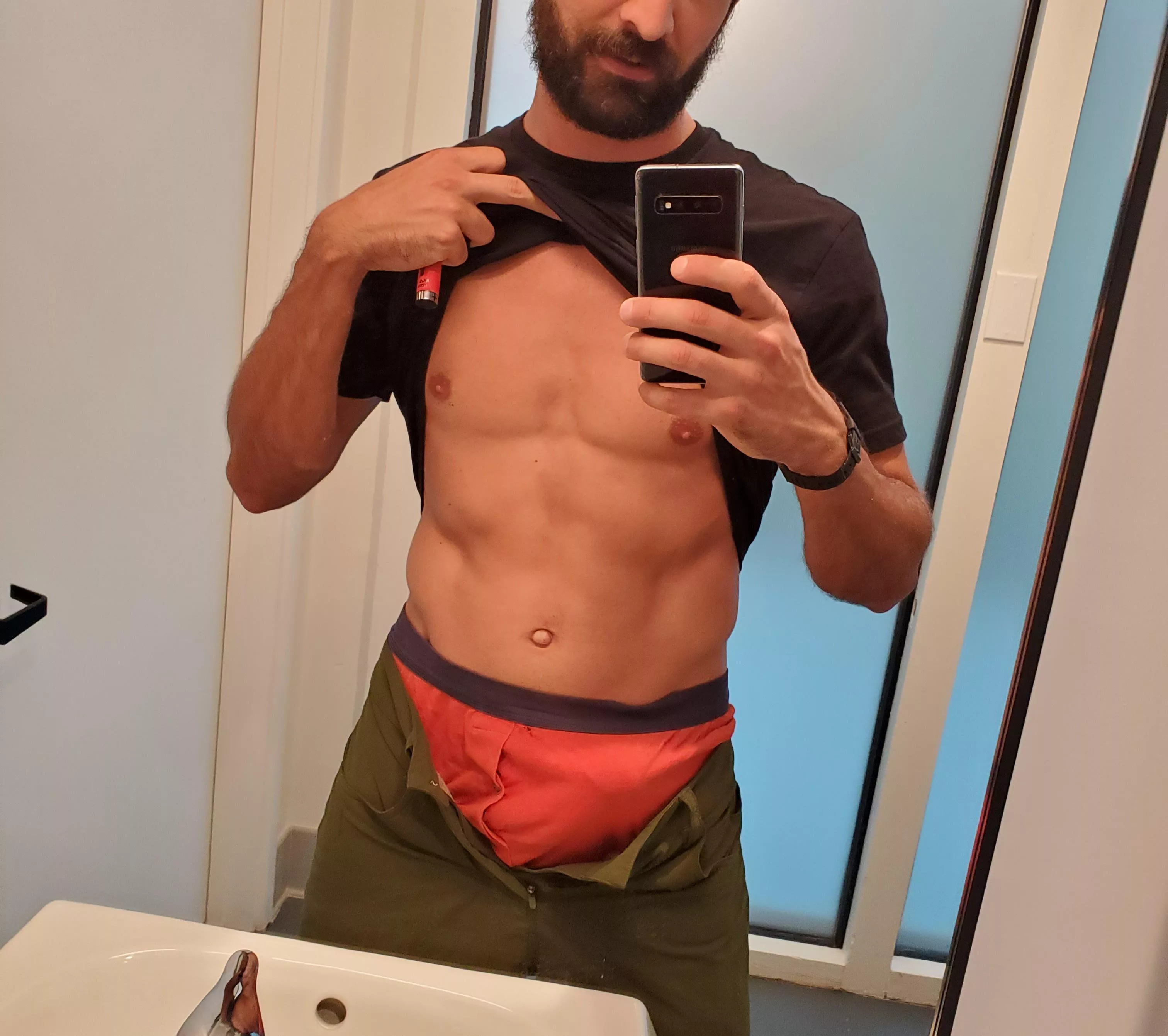 [M]orning selfies at work. Wish someone would walk in on me.