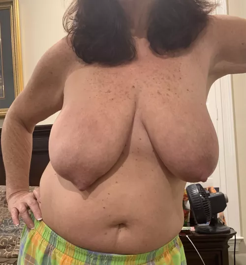 Morning!! Titty Tuesday!!!