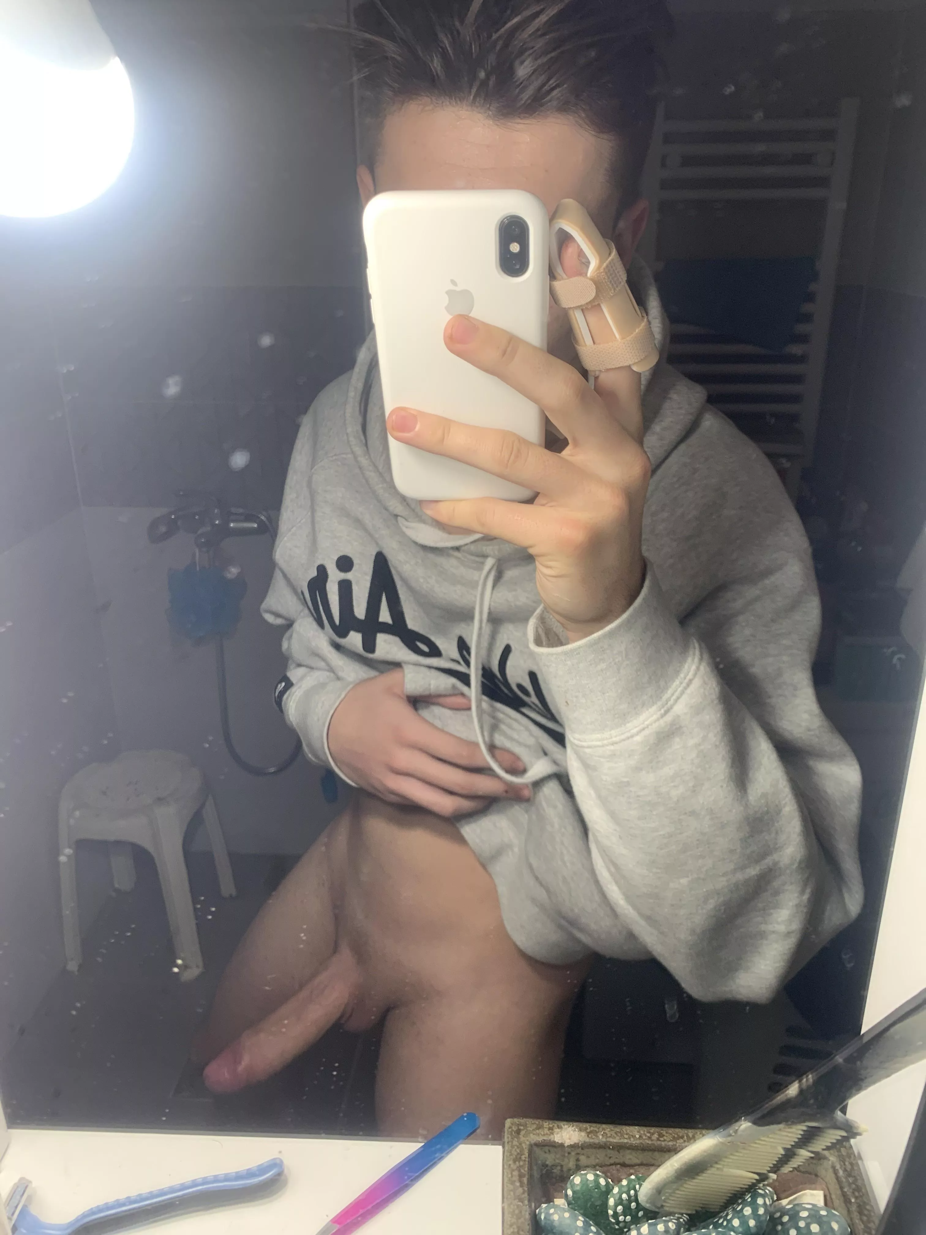 Morning wood help me