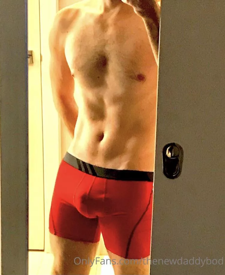 (M)orning workout done. Ready for the shower, who wants to join??