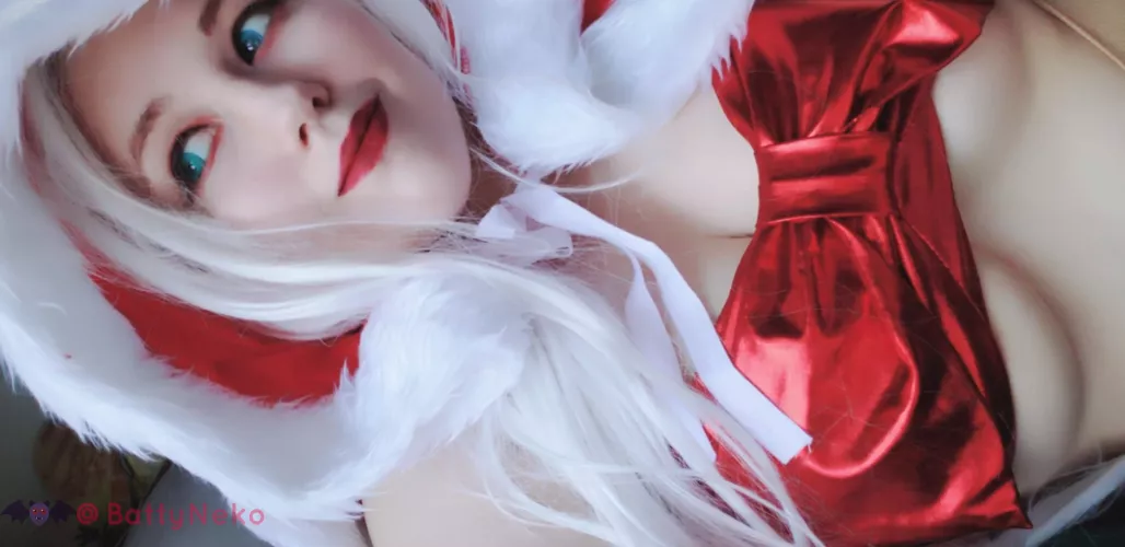 Mrs Claus by BattyNeko