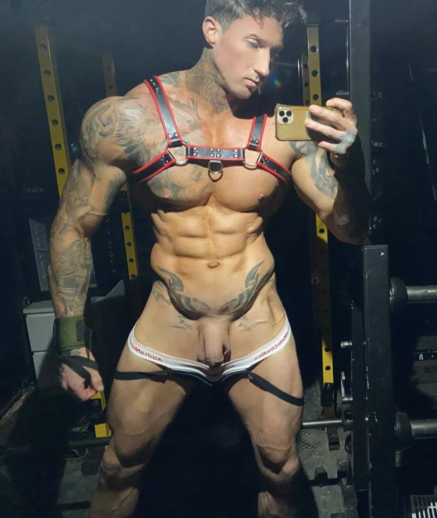 Muscles look so much better with tattoos don’t you think? Muscles look so much better with tattoos don’t you think?