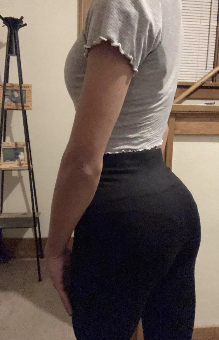 My 2nd favorite leggings