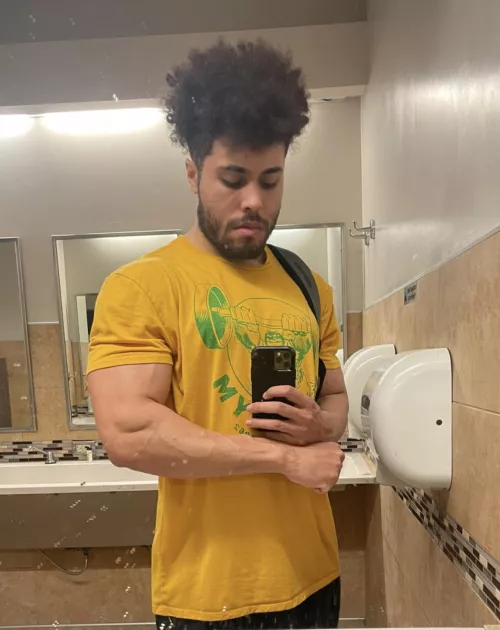 my arms are my favorite body part