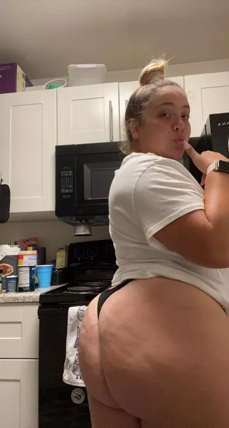 My ass is my best feature๐๐