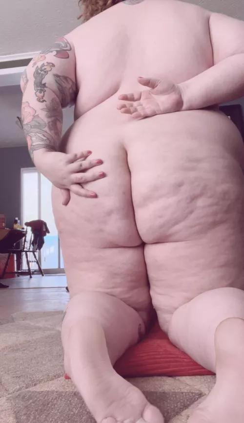 My ass needs more love 😈