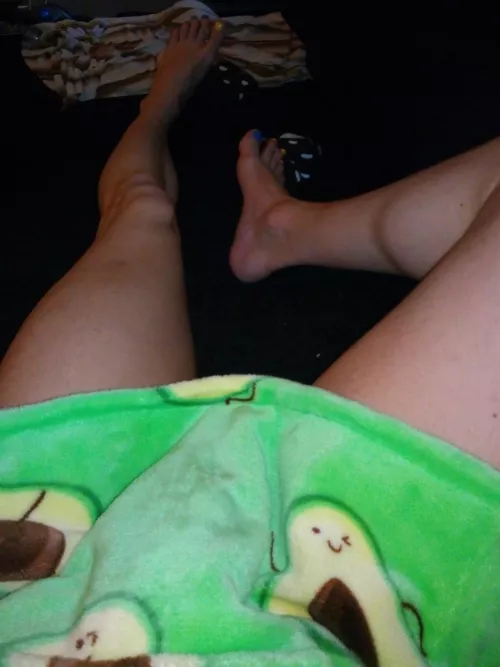 My Avocados are so Happy 😉🥑💛👣💙