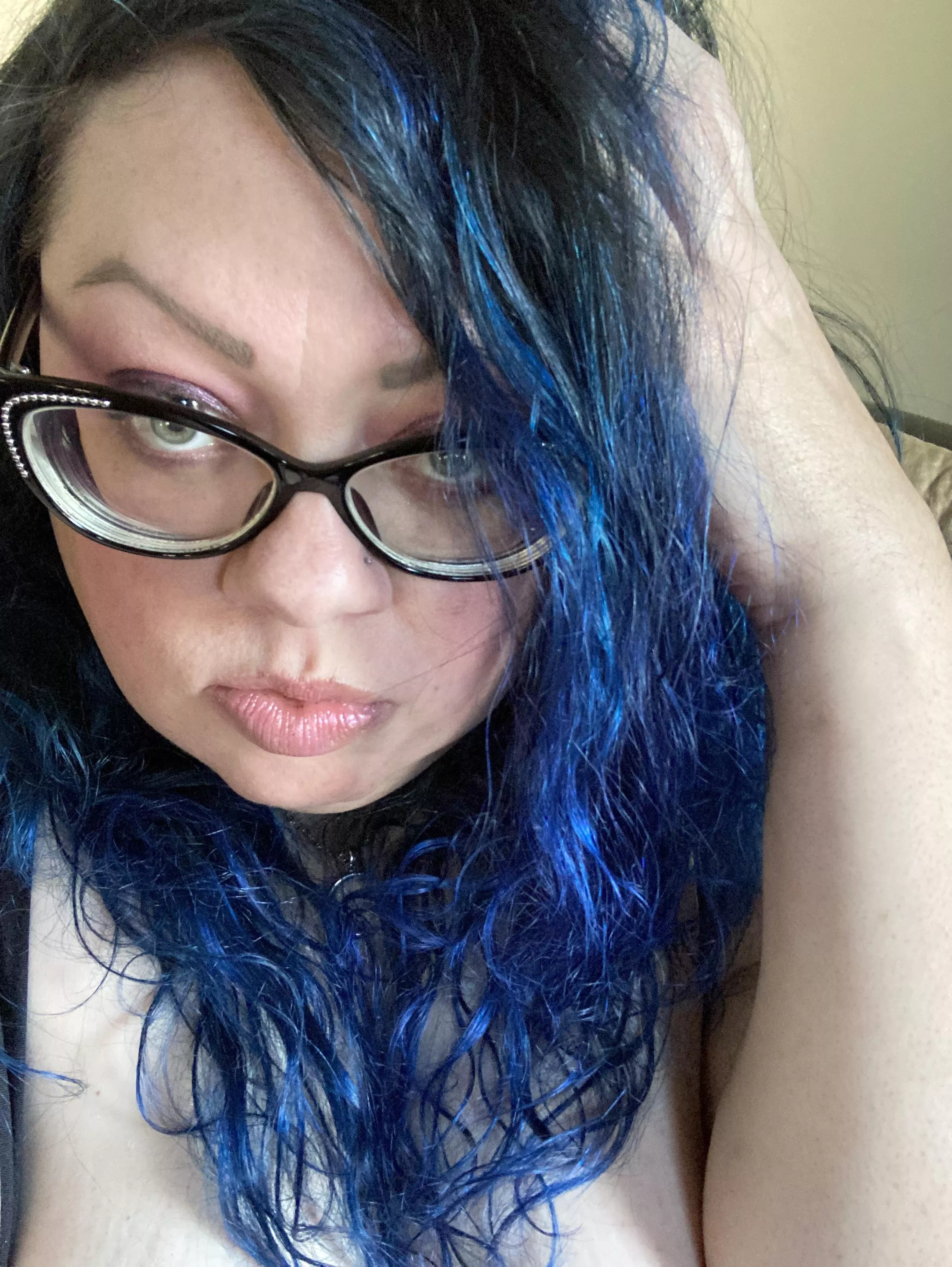 My best come hither stare. 😅 Happy VDay!