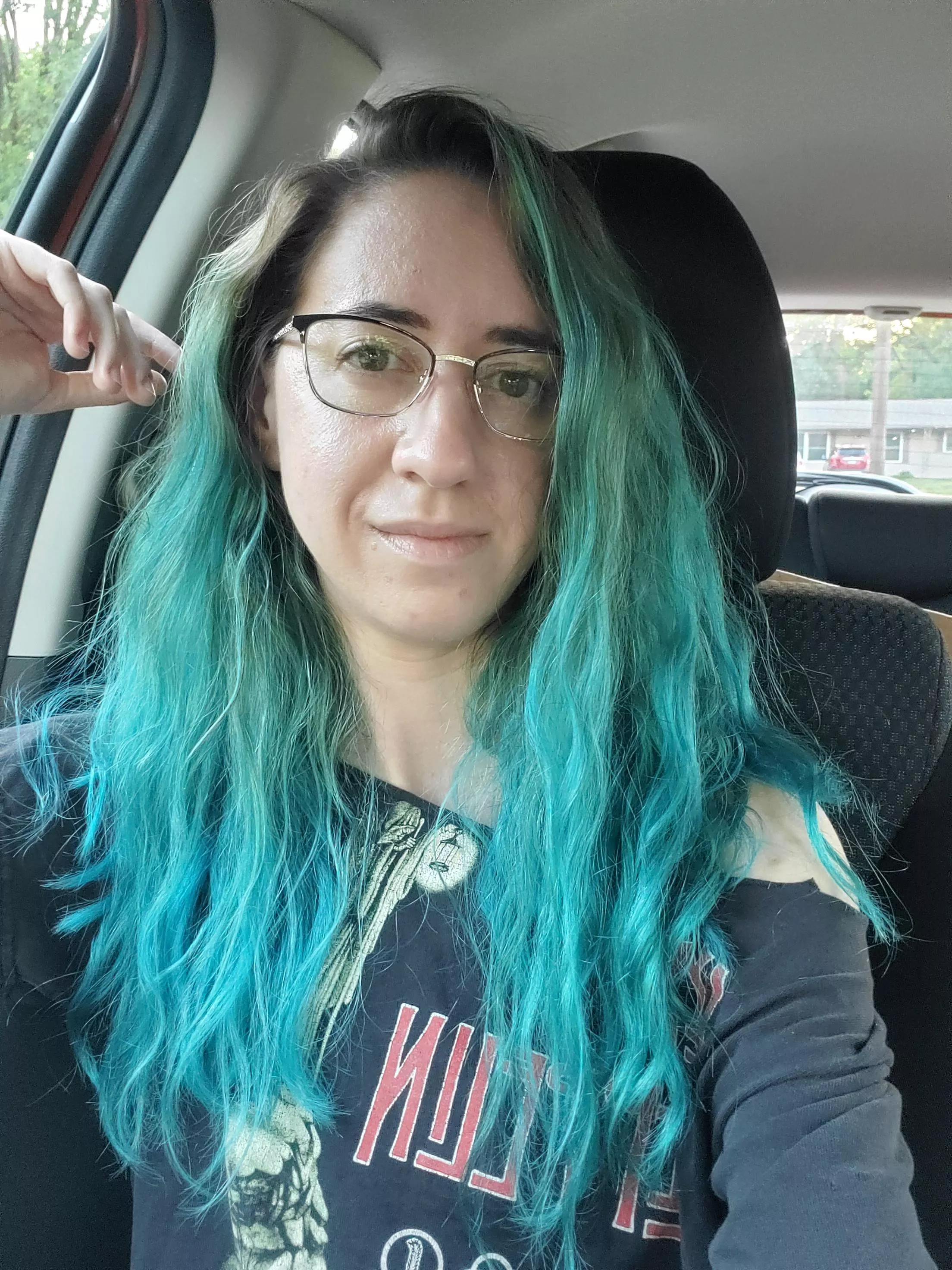 My birthday is in one hour! Can you guess my age?! My birthday is in one hour! Can you guess my age?!