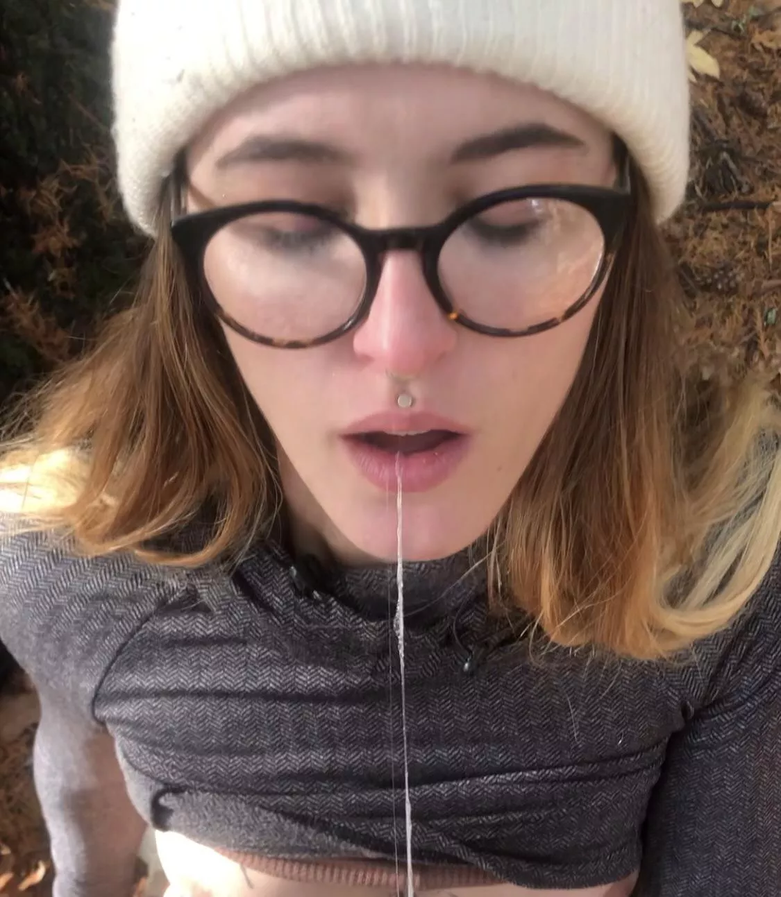 My blowjobs are always a wet mess 🤤