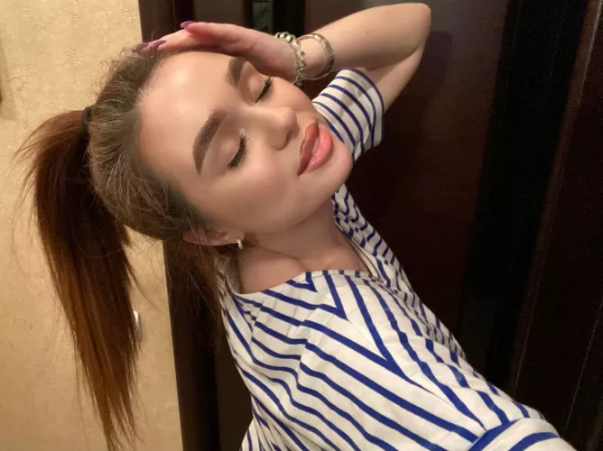 my body is so sexy isn't it? what would you like to do with me?