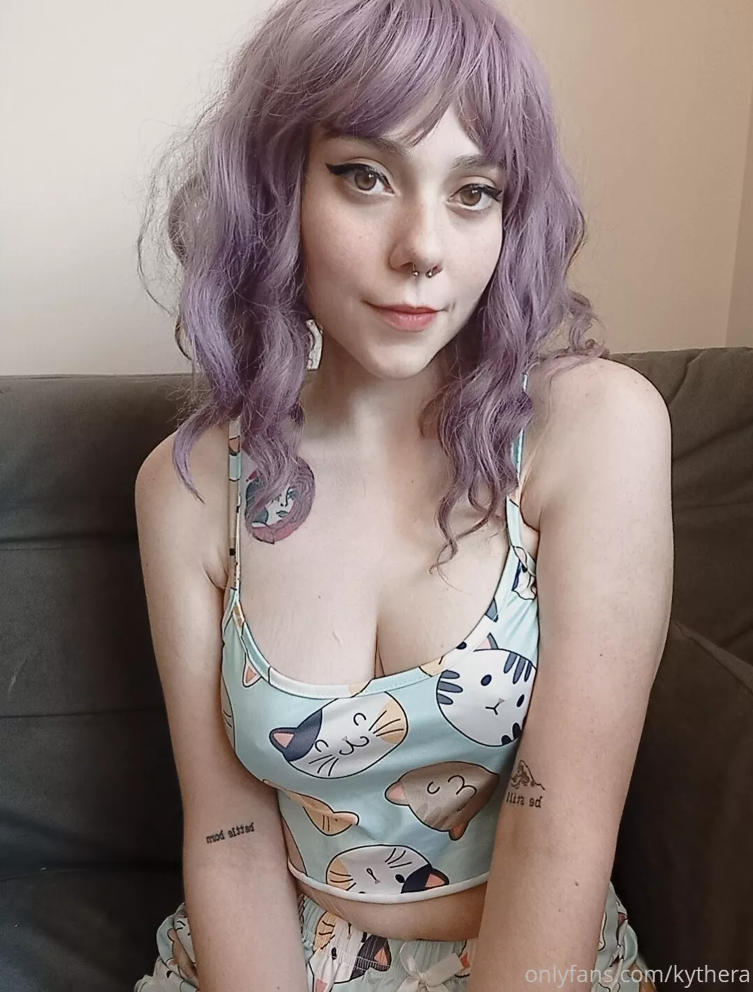 My body usually don't get a lot of attention in NSFW subs, hope you appreciate it here <3