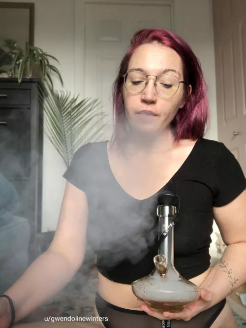 My bong needs cleaned...😬