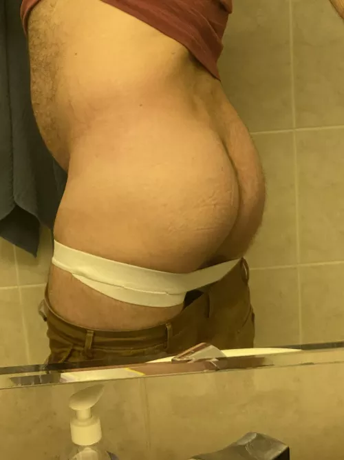 My boyfriend loves my otter ass. What do you think?