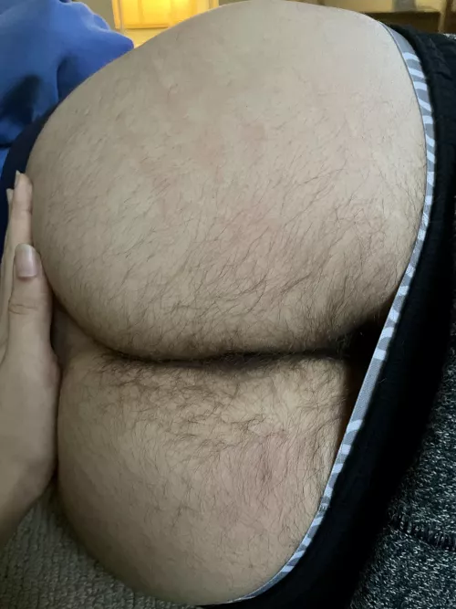 my boyfriend’s sweet hairy ass