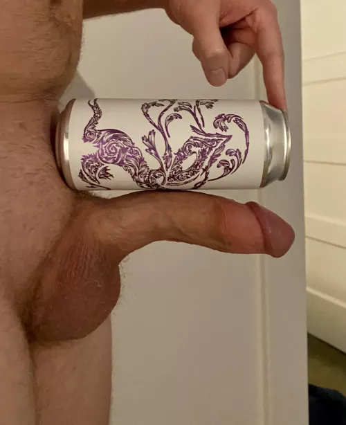 My curved guy vs a girthy 16oz can
