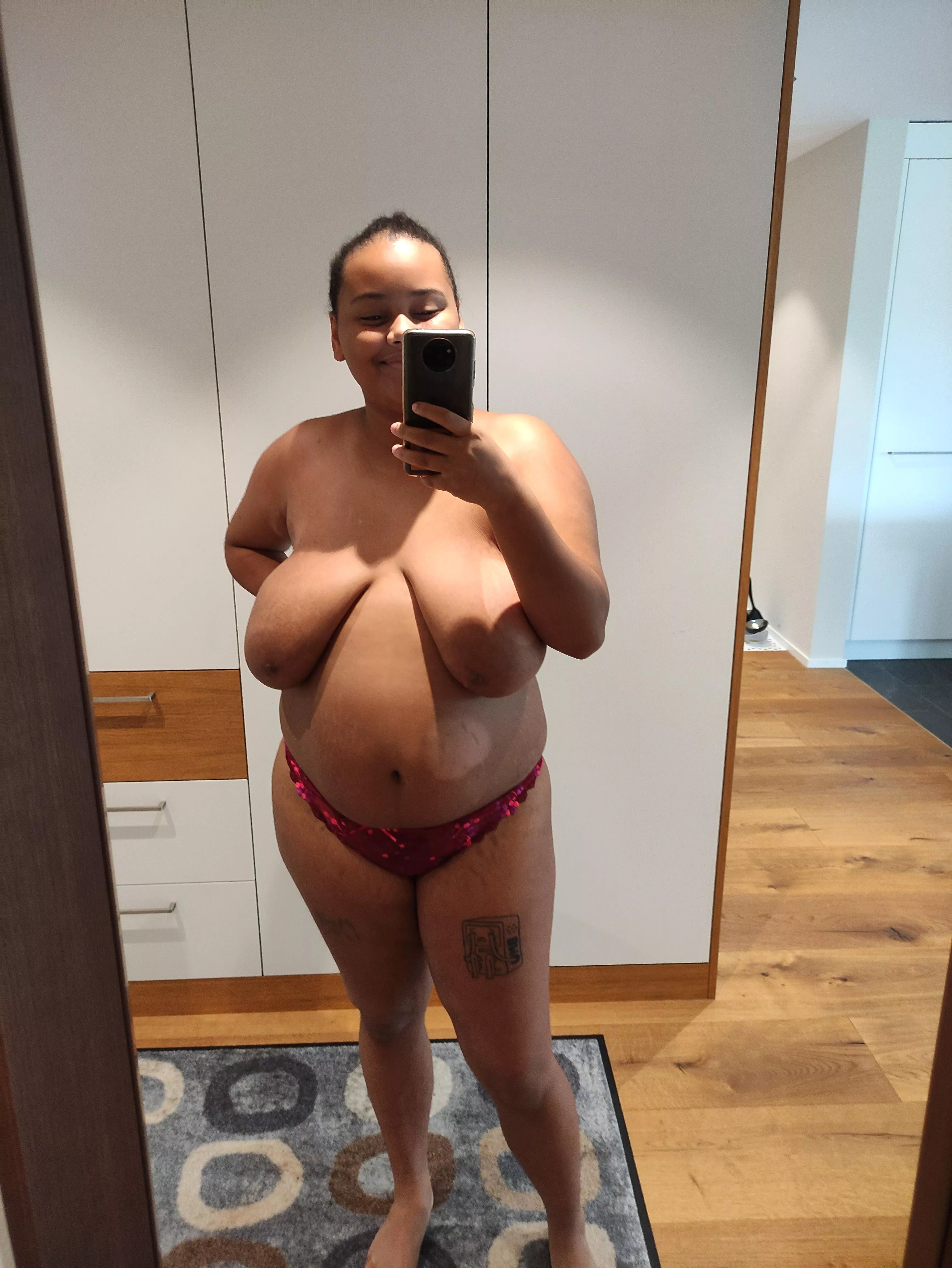my curves are so beautiful 🥰 my curves are so beautiful 🥰