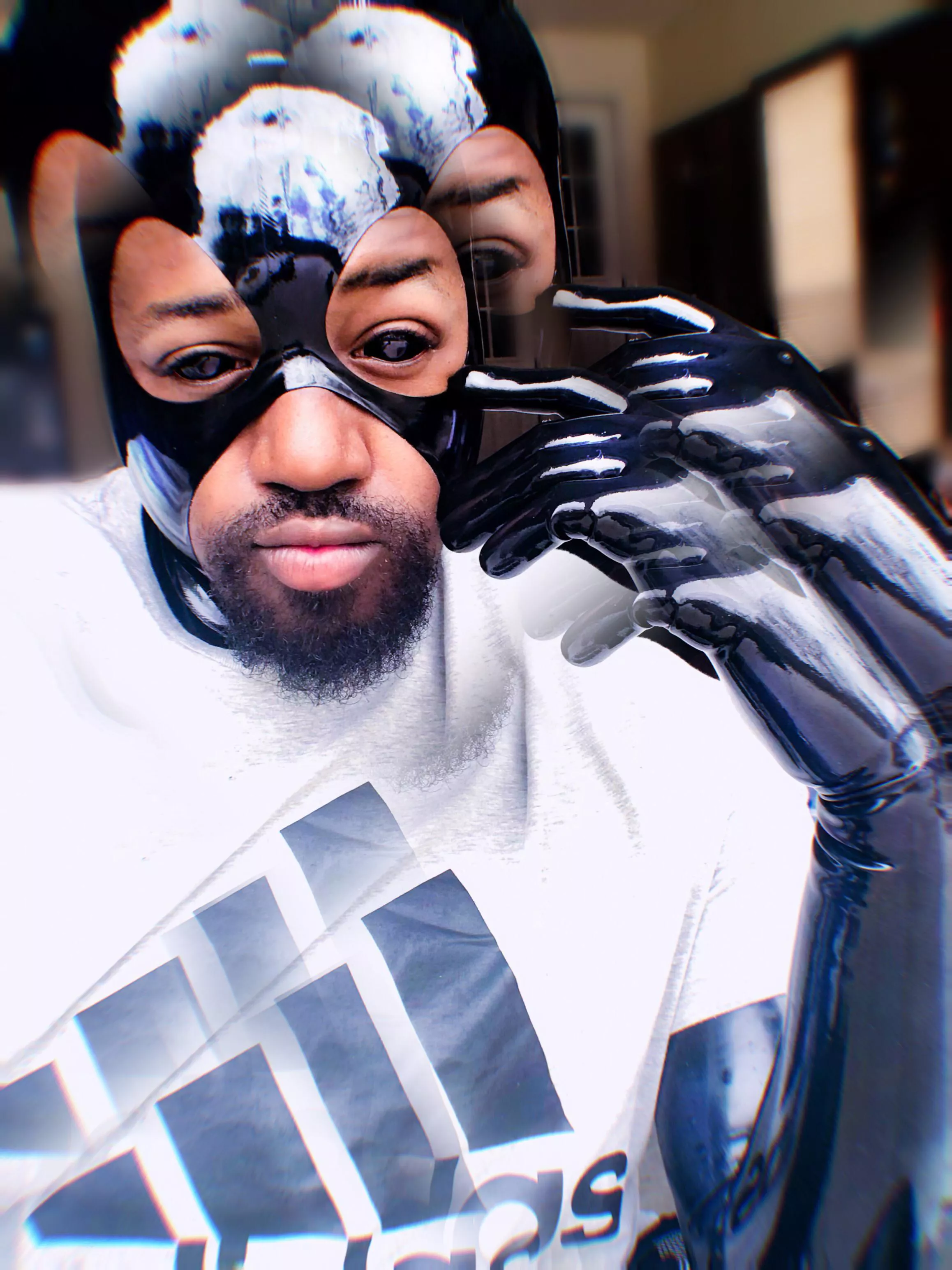 My custom design hood n custom contacts hood well together My custom design hood n custom contacts hood well together