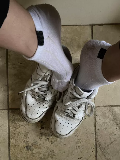 My cute white ankle socks and fav AF1 pair 💓🥰 [f]