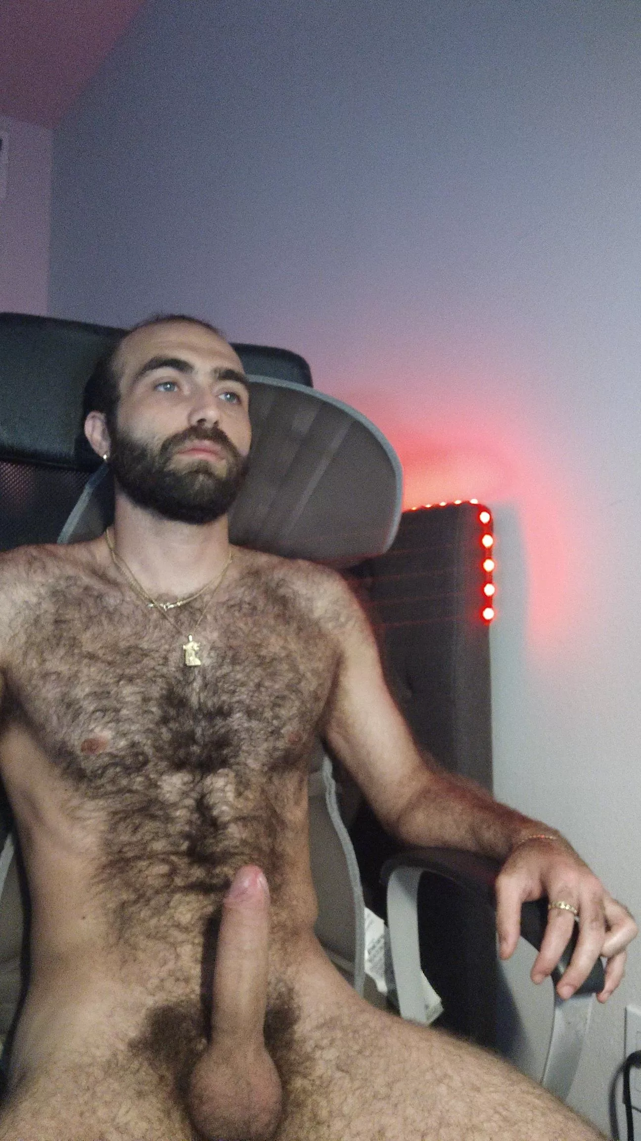 My dick is Soo hard rn My dick is Soo hard rn