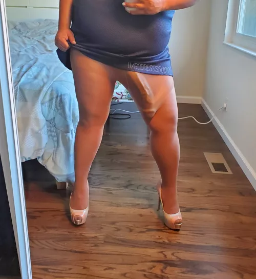 My dress barely covers all 12 inches! π