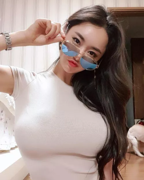 My eyes are up here baby 😜😈