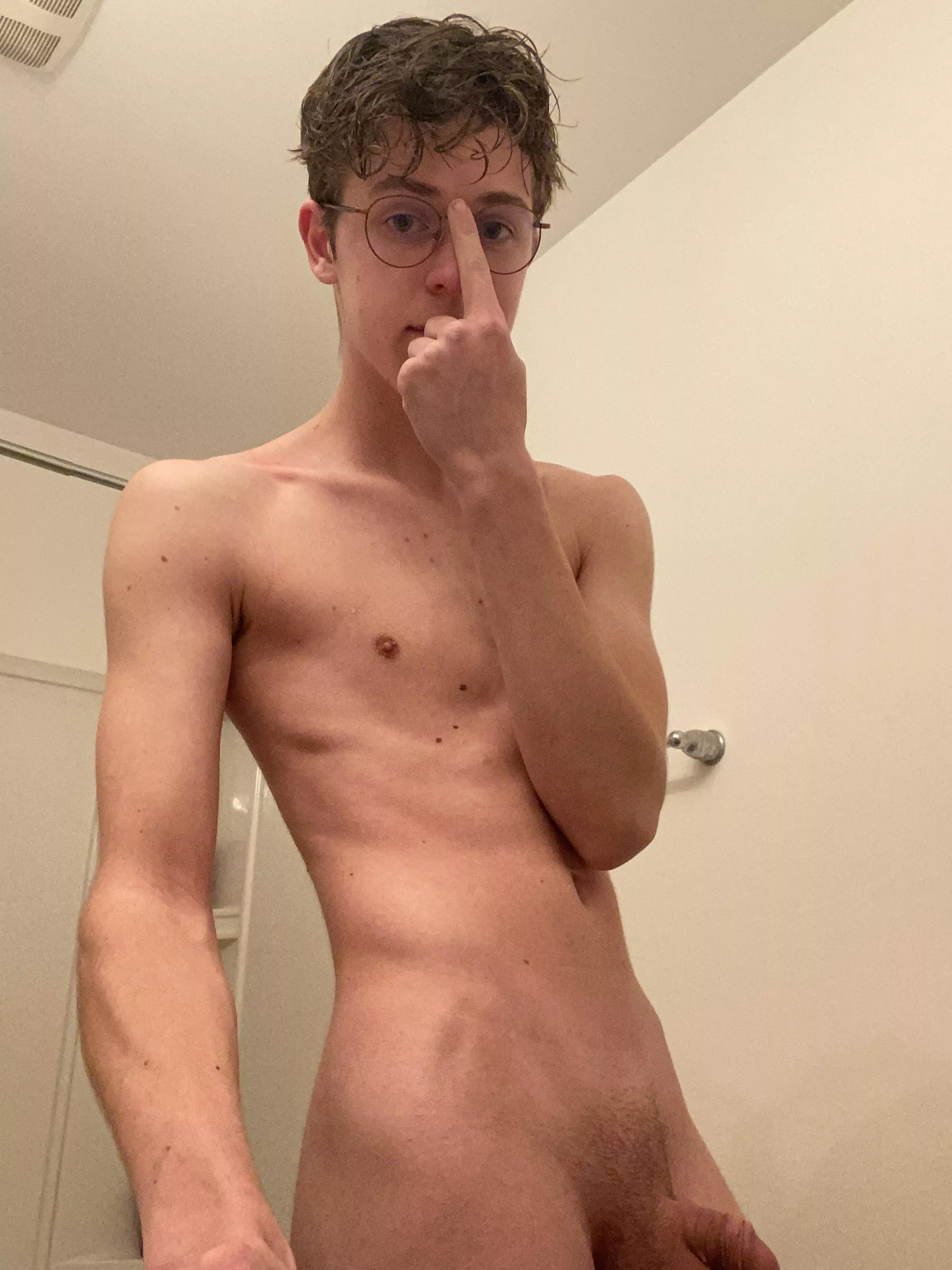 My eyes are up here!