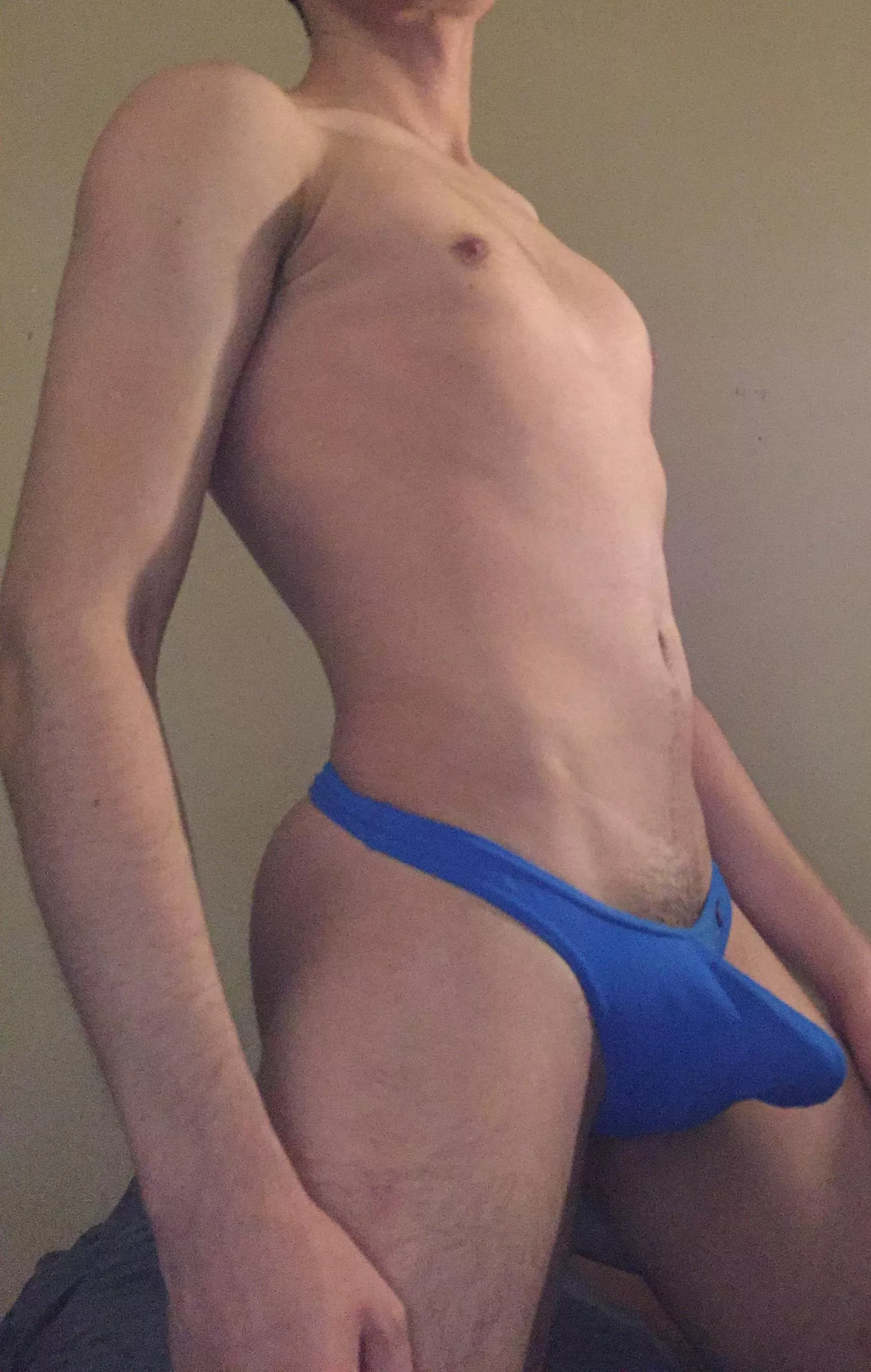 My favorite pair to walk around in 🤤