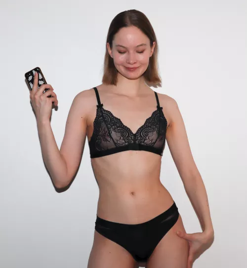 My favourite bralette. I lost the panties unfortunately [f]