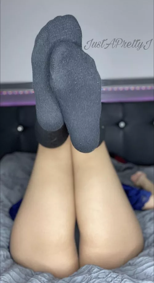 My feet are cold, warm them up for me?